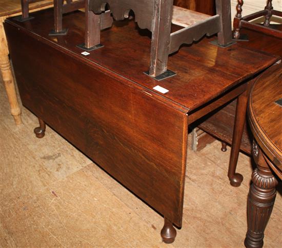 18th century oak drop leaf dining table